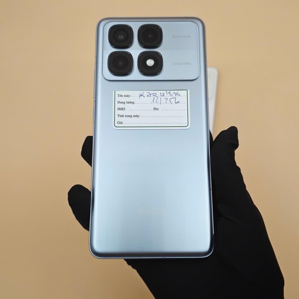 Redmi k70 Ultra 12/256 rom quốc tế-duoc-ban-tai-Nhất Tín Mobile , anh chị nhắn zalo 0937545427 ,để tư vấn trước khi đặt hàng giúp em