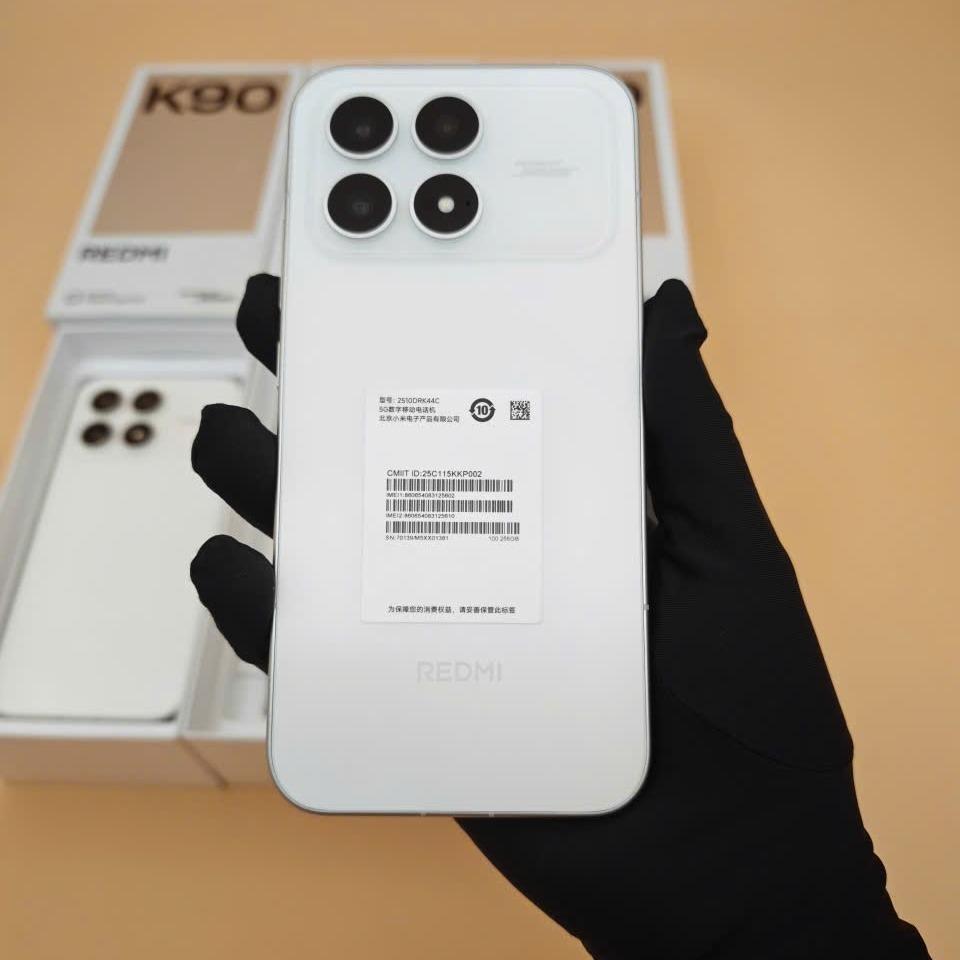 Xiaomi Redmi K90 12/256 Rom quốc tế fullbox-duoc-ban-tai-Nhất Tín Mobile , anh chị nhắn zalo 0937545427 ,để tư vấn trước khi đặt hàng giúp em