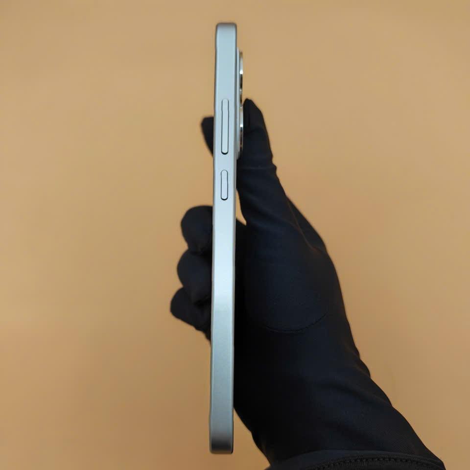 Redmi Turbo 4 12/512 rom quốc tế-duoc-ban-tai-Nhất Tín Mobile , anh chị nhắn zalo 0937545427 ,để tư vấn trước khi đặt hàng giúp em