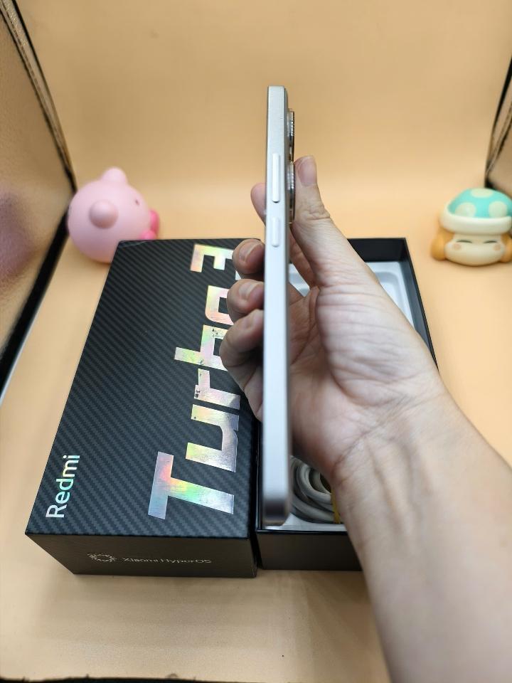 Redmi Turbo 3 12/512 Rom quốc tế-duoc-ban-tai-0937545427