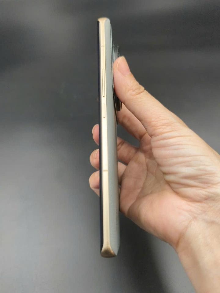 Xiaomi 12s Ultra 12/256 rom quốc tế kèm sạc-duoc-ban-tai-Nhất Tín Mobile