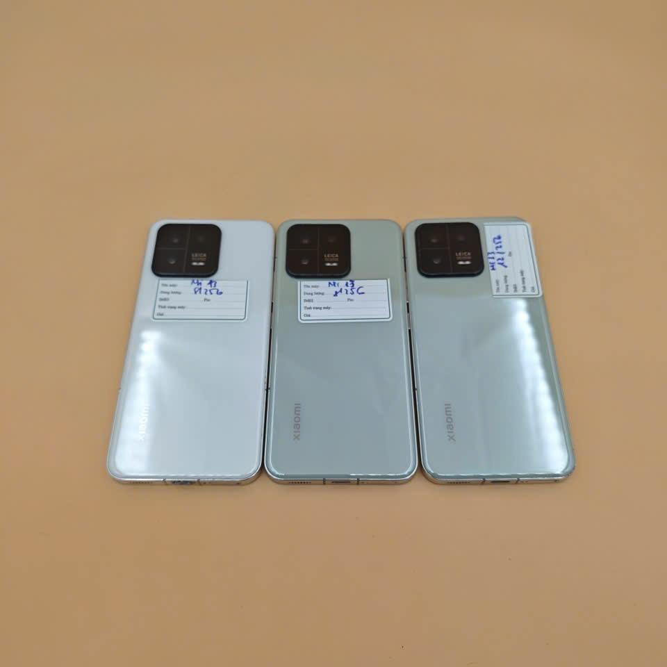Xiaomi 13 8/256 Rom quốc tế-duoc-ban-tai-Nhất Tín Mobile , anh chị nhắn zalo 0937545427 ,để tư vấn trước khi đặt hàng giúp em