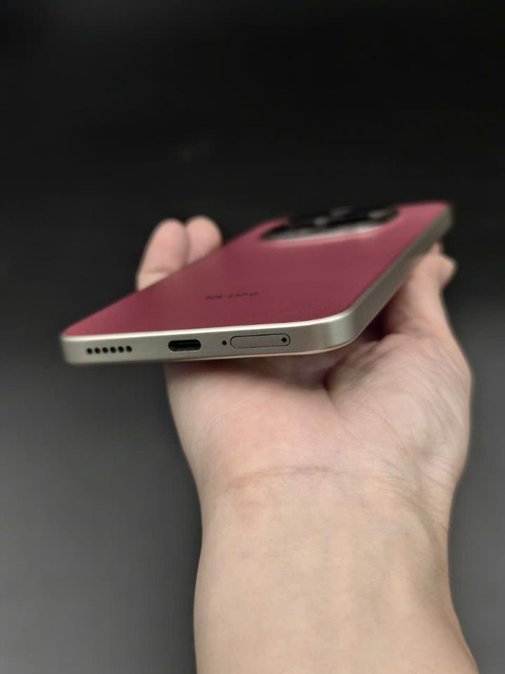 Redmi Note 15 pro 5G 12/256 Fullbox-duoc-ban-tai-Nhất Tín Mobile , anh chị nhắn zalo 0937545427 ,để tư vấn trước khi đặt hàng giúp em
