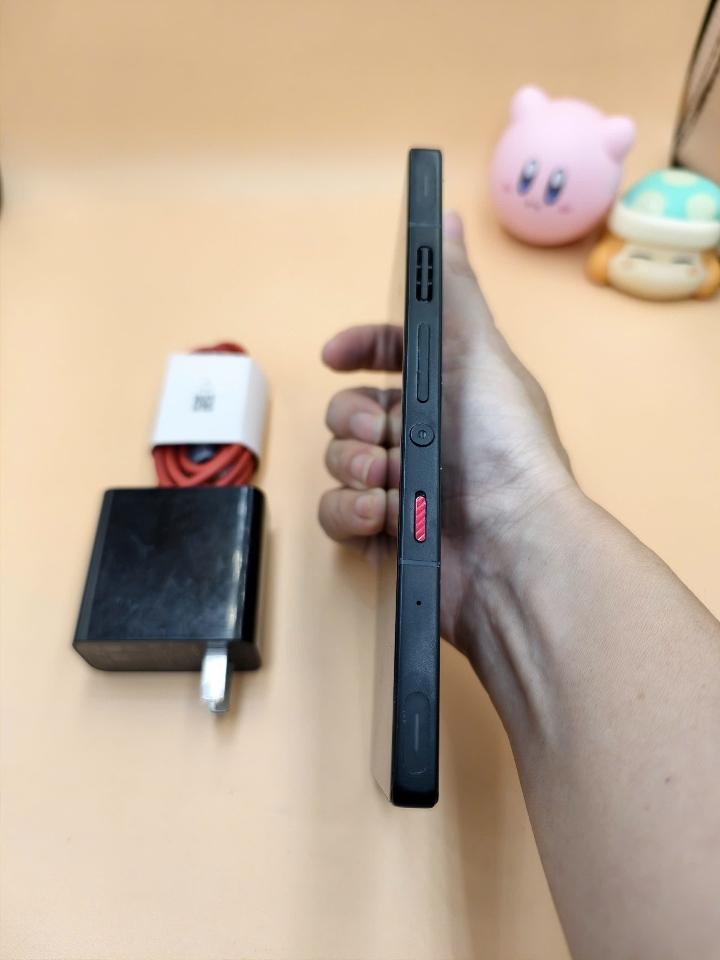 Redmagic 9s pro 12/256-duoc-ban-tai-0937545427