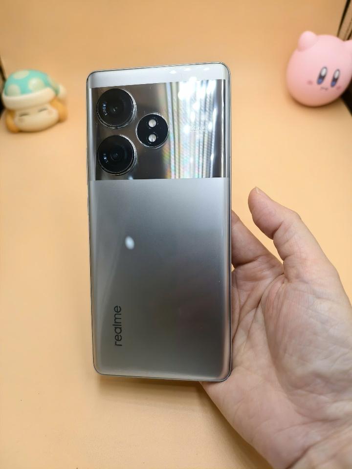 Realme GT Neo 6 SE 5G 16GB / 256GB -duoc-ban-tai-0937545427