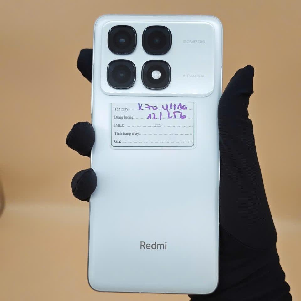 Redmi k70 Ultra 12/256 rom quốc tế-duoc-ban-tai-Nhất Tín Mobile , anh chị nhắn zalo 0937545427 ,để tư vấn trước khi đặt hàng giúp em