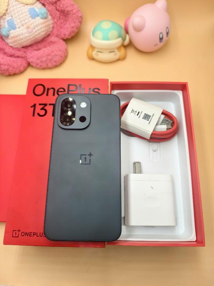 Oneplus 13T 12/256 Rom quốc tế-duoc-ban-tai-0937545427