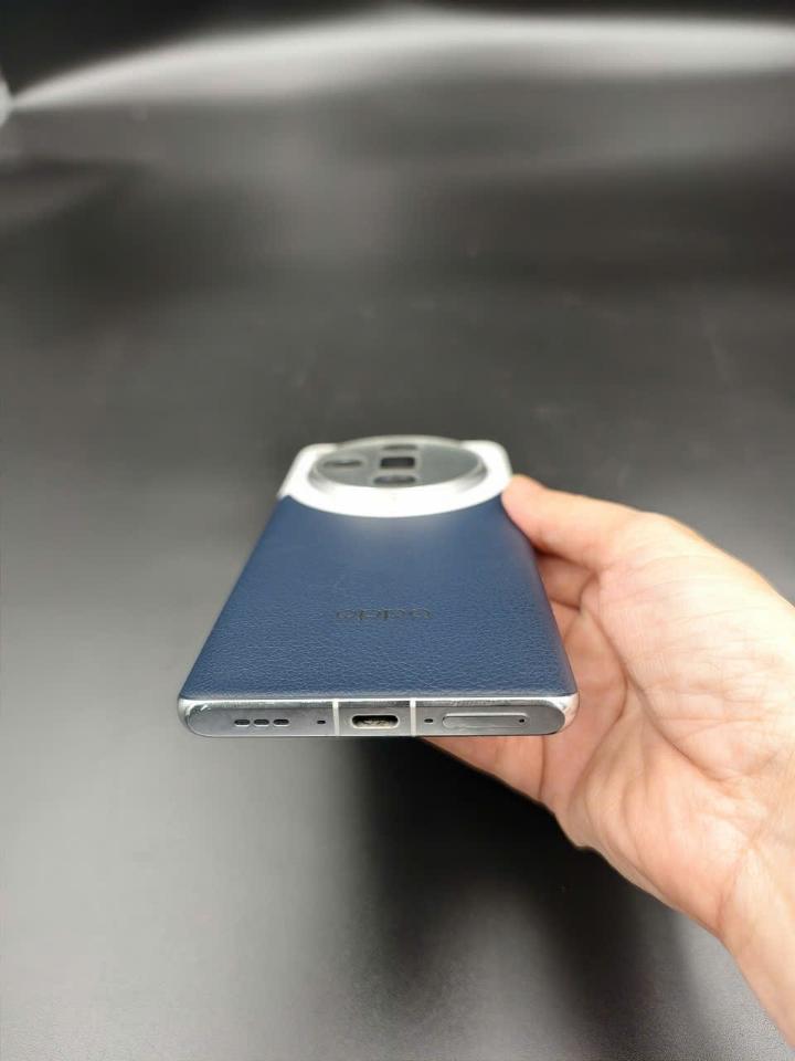 Oppo Find X7 Ultra 12/256 kèm sạc zin-duoc-ban-tai-Nhất Tín Mobile