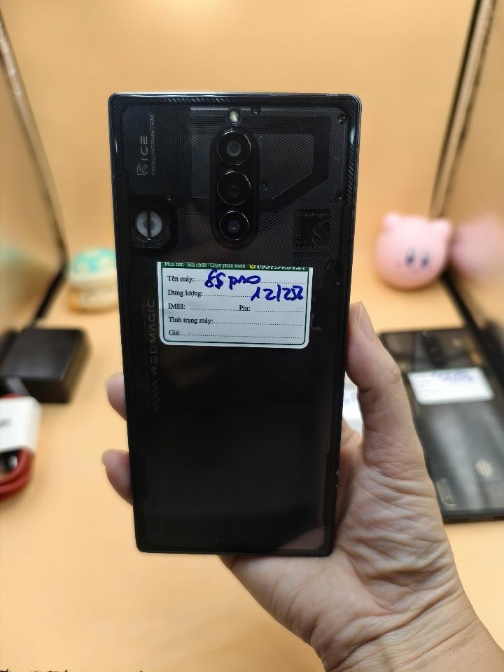 Redmagic 8s pro 12/256 kèm sạc-duoc-ban-tai-0937545427