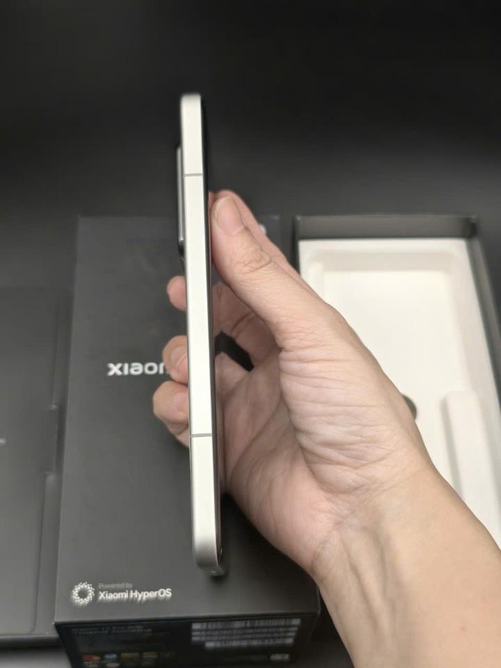 Xiaomi 15 pro 12/256 Fullbox Rom quốc tế-duoc-ban-tai-Nhất Tín Mobile