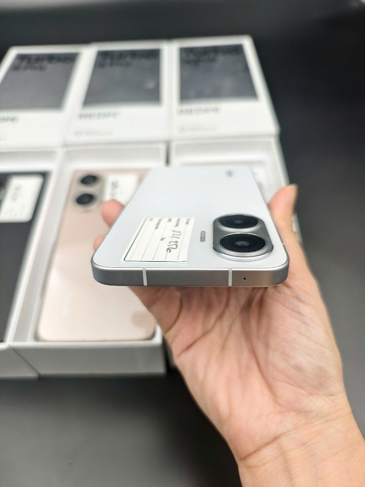 Turbo 4 pro 12/256 Fullbox-duoc-ban-tai-Nhất Tín Mobile , anh chị nhắn zalo 0937545427 ,để tư vấn trước khi đặt hàng giúp em
