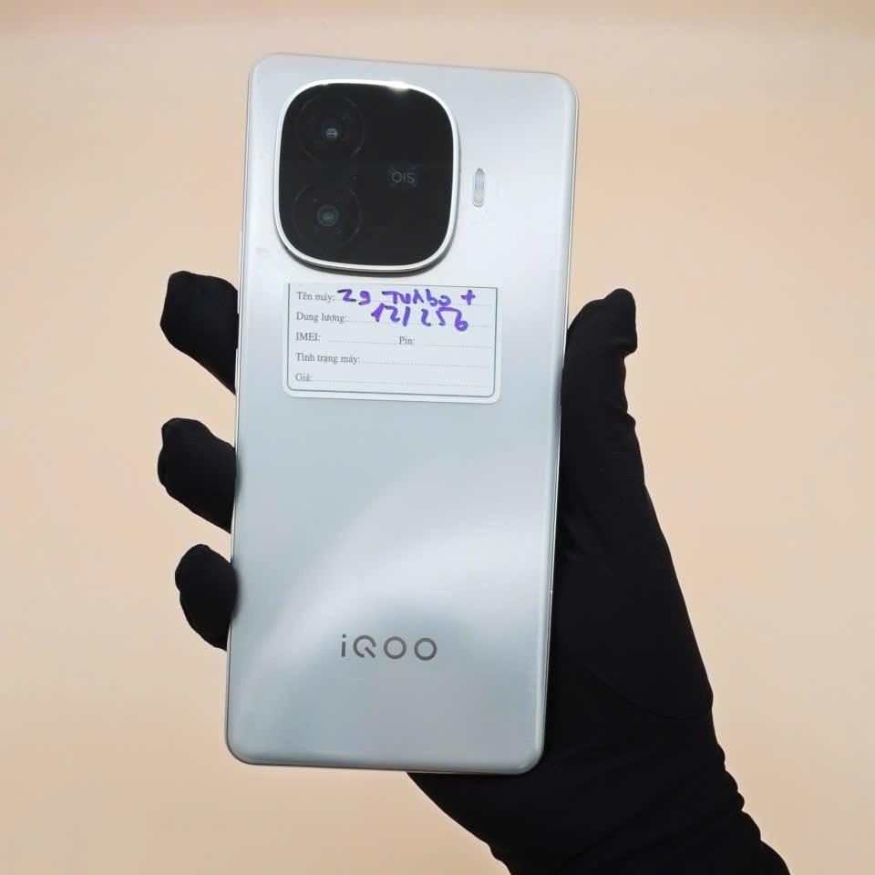 ViVo Z9 turbo plus 12/256 fullbox-duoc-ban-tai-Nhất Tín Mobile , anh chị nhắn zalo 0937545427 ,để tư vấn trước khi đặt hàng giúp em
