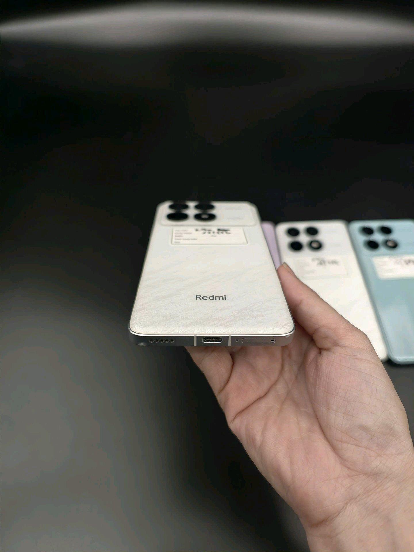 Xiaomi Redmi k70 12/256, 16/256 và 16/512 Rom quốc tế-duoc-ban-tai-Nhất Tín Mobile , anh chị nhắn zalo 0937545427 ,để tư vấn trước khi đặt hàng giúp em