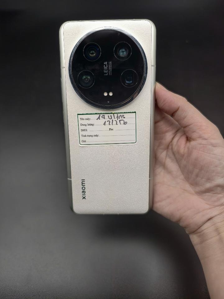Xiaomi 14 Ultra 12/256 kèm sạc Rom quốc tế-duoc-ban-tai-Nhất Tín Mobile , anh chị nhắn zalo 0937545427 ,để tư vấn trước khi đặt hàng giúp em