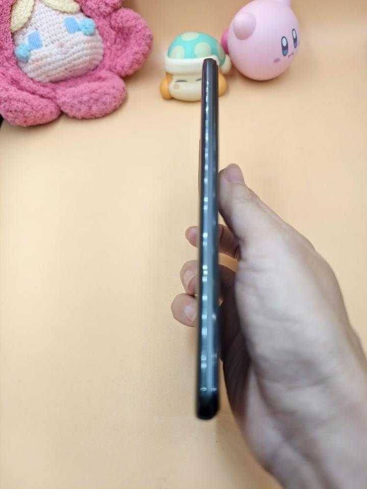 Redmi k40 pro plus 12/256-duoc-ban-tai-0937545427