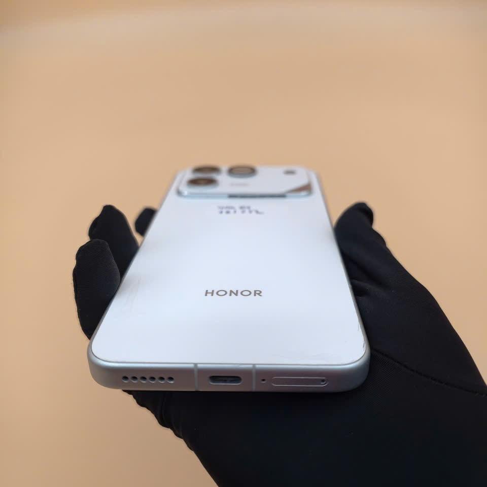Honor Win RT 12/256-duoc-ban-tai-Nhất Tín Mobile , anh chị nhắn zalo 0937545427 ,để tư vấn trước khi đặt hàng giúp em