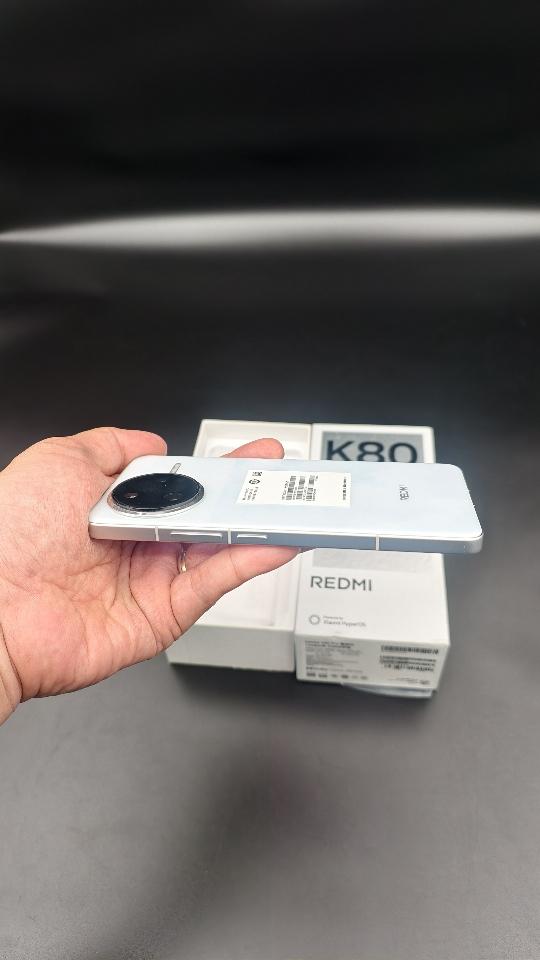 Redmi k80 pro 12/256 fullbox-duoc-ban-tai-Nhất Tín Mobile , anh chị nhắn zalo 0937545427 ,để tư vấn trước khi đặt hàng giúp em