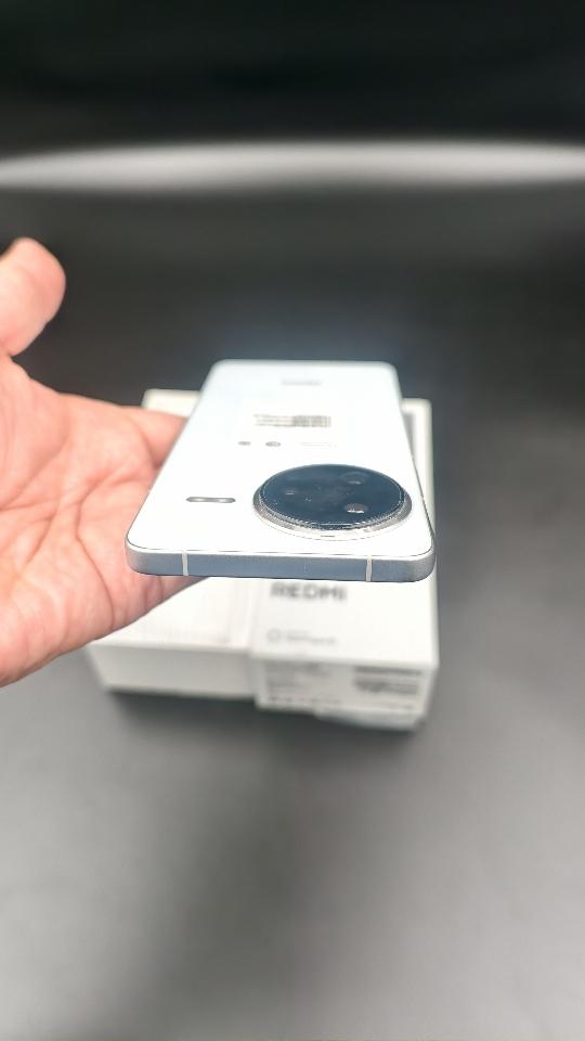 Redmi k80 pro 12/256 fullbox-duoc-ban-tai-Nhất Tín Mobile , anh chị nhắn zalo 0937545427 ,để tư vấn trước khi đặt hàng giúp em