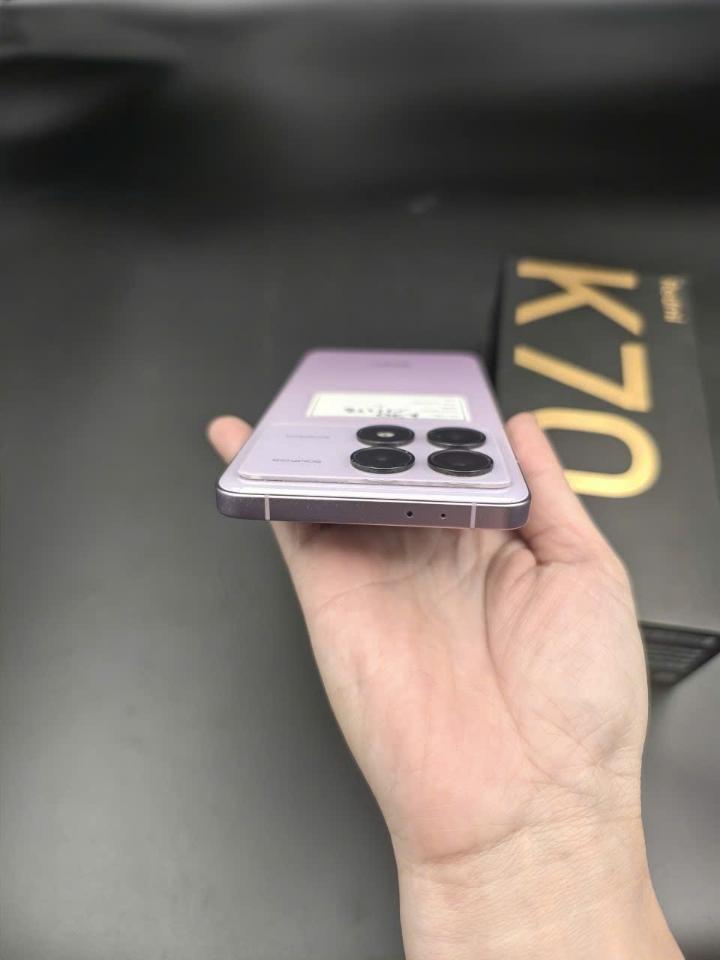 Redmi k70 12/256 Rom quốc tế-duoc-ban-tai-Nhất Tín Mobile