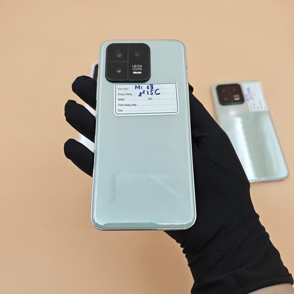 Xiaomi 13 8/256 Rom quốc tế-duoc-ban-tai-Nhất Tín Mobile , anh chị nhắn zalo 0937545427 ,để tư vấn trước khi đặt hàng giúp em