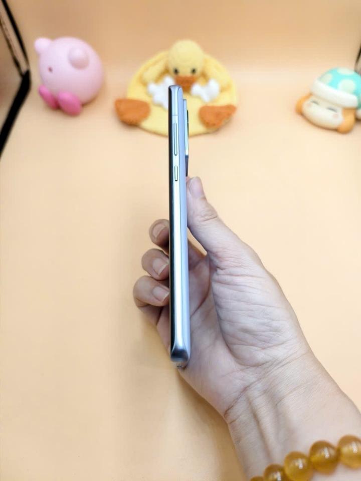 Xiaomi 12 12/256 rom quốc tế-duoc-ban-tai-0937545427