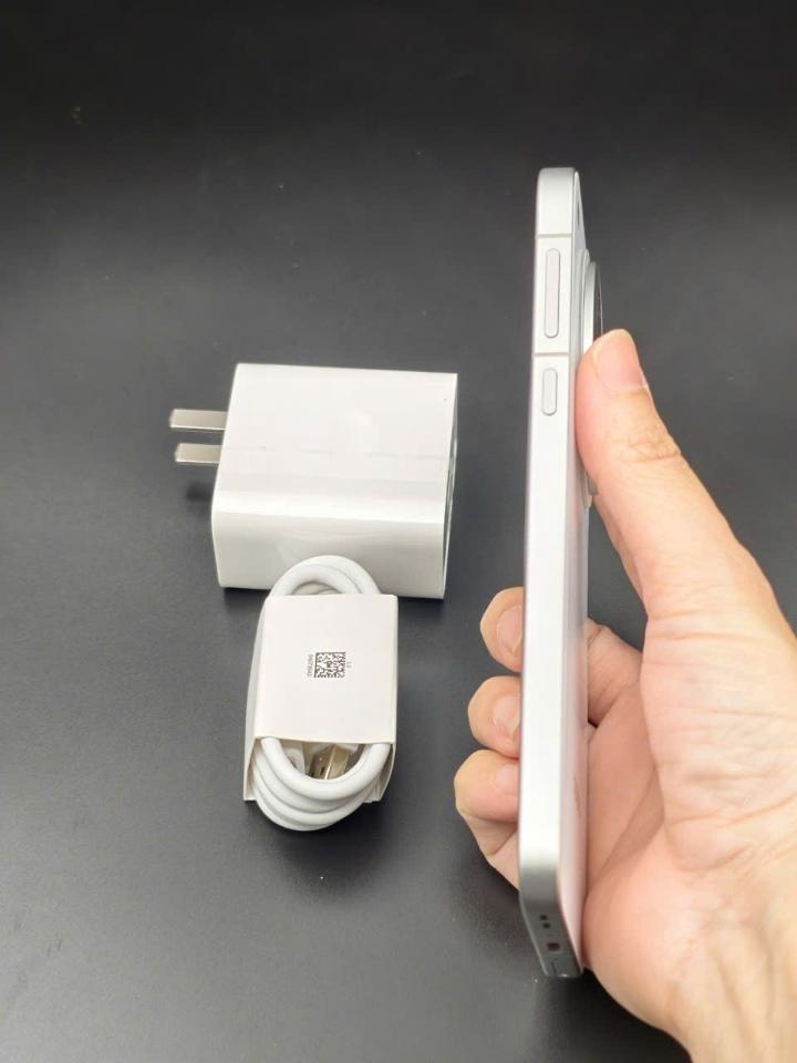 Oppo Find X8 16/256 kèm sạc zin-duoc-ban-tai-0937545427