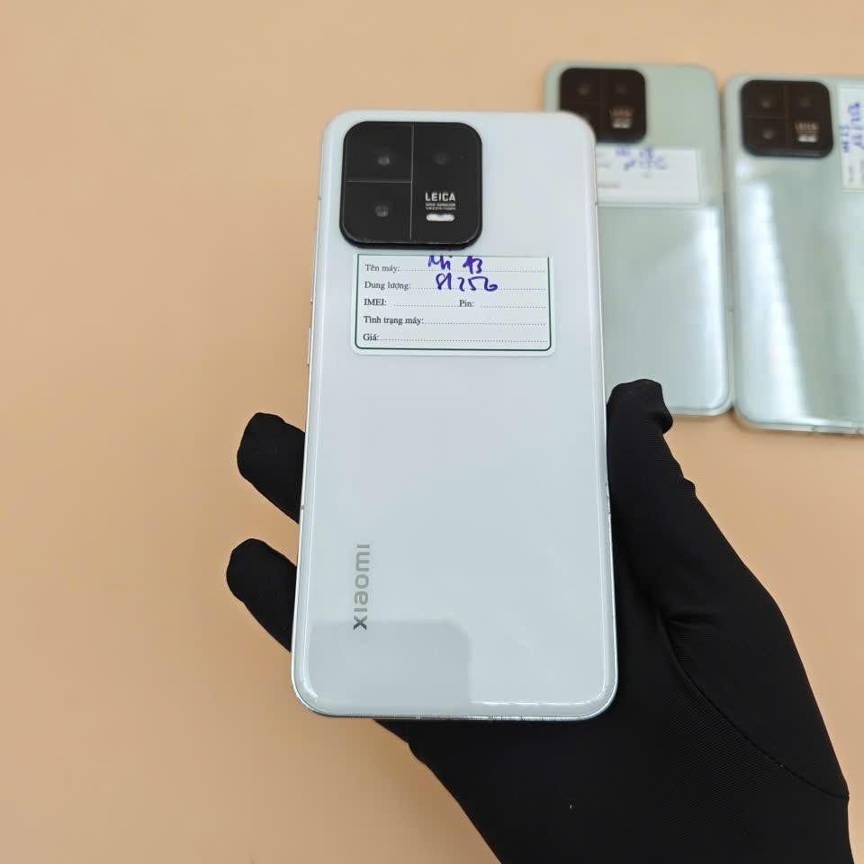 Xiaomi 13 8/256 Rom quốc tế-duoc-ban-tai-Nhất Tín Mobile , anh chị nhắn zalo 0937545427 ,để tư vấn trước khi đặt hàng giúp em
