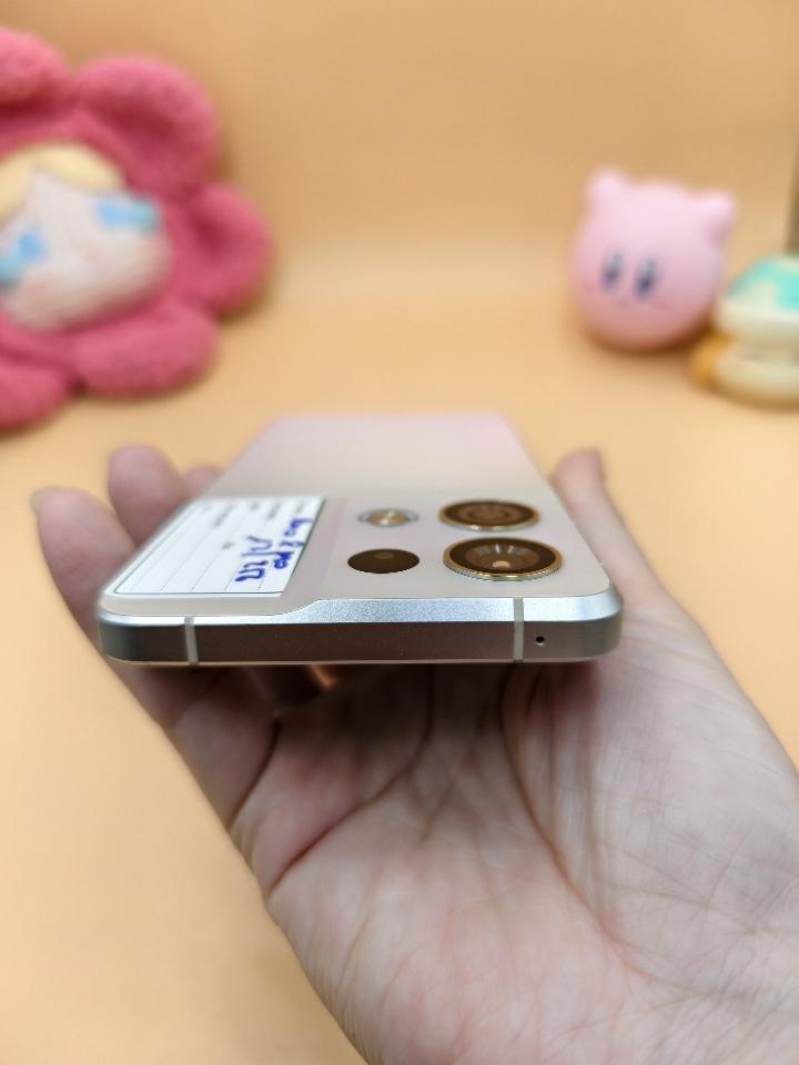 OPPO Reno 8 Pro 5G ,12/256GB đẹp 99% pin 4k5 
-duoc-ban-tai-0937545427