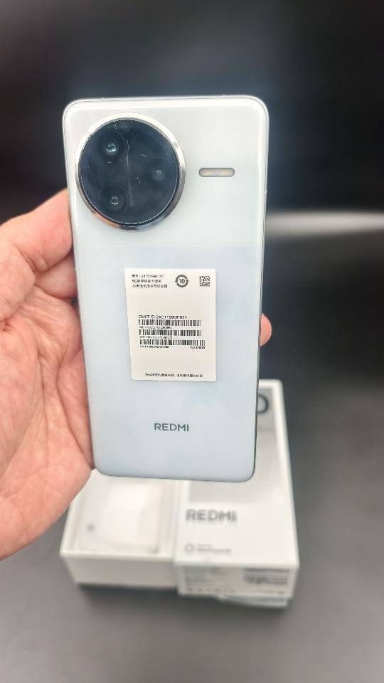 Redmi k80 pro 12/256 fullbox-duoc-ban-tai-Nhất Tín Mobile , anh chị nhắn zalo 0937545427 ,để tư vấn trước khi đặt hàng giúp em