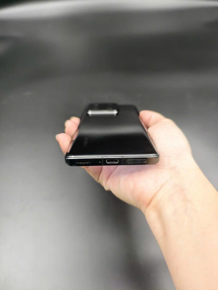 Xiaomi 13 pro 8/256 98,5% Rom quốc tế-duoc-ban-tai-Nhất Tín Mobile