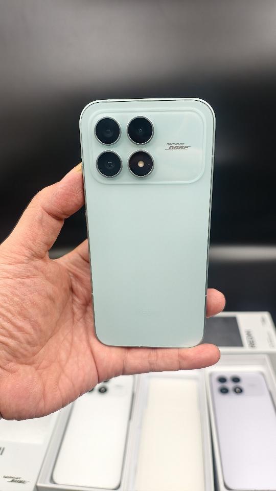 Xiaomi Redmi k90 12/256 Rom quốc tế-duoc-ban-tai-Nhất Tín Mobile , anh chị nhắn zalo 0937545427 ,để tư vấn trước khi đặt hàng giúp em