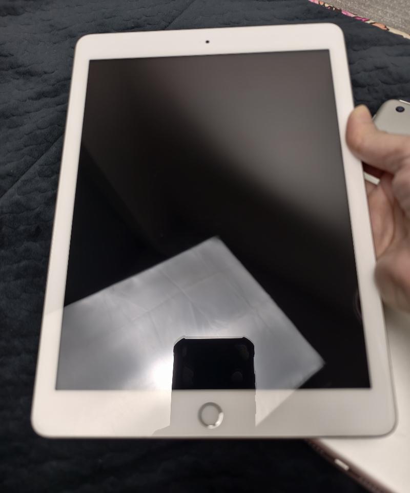 iPad Gen 6 – 128g wifi + 4G | Chip A10
-duoc-ban-tai-0937545427