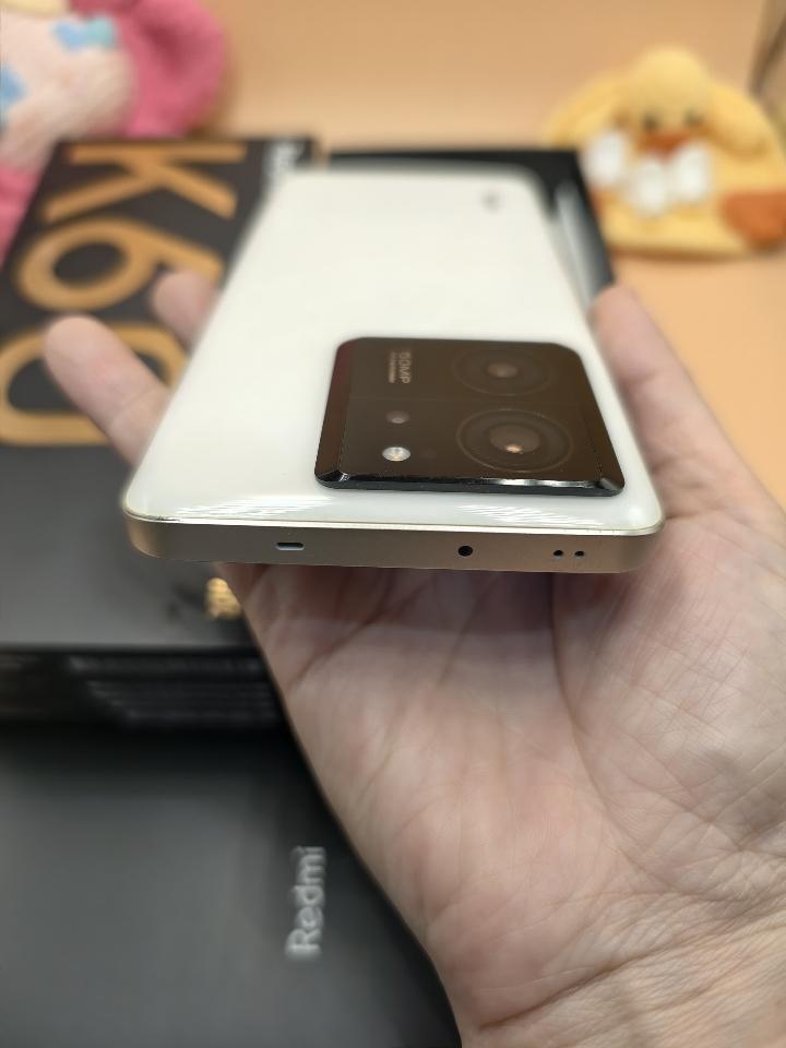 K60 Ultra – 12/256G máy đẹp 98,9% fullbox-duoc-ban-tai-0937545427