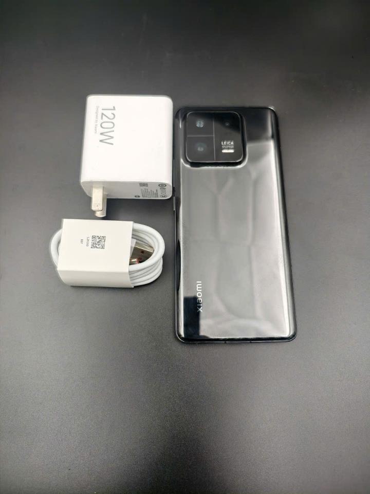 Xiaomi 13 Pro 12/512 Rom quốc tế sạc-duoc-ban-tai-Nhất Tín Mobile