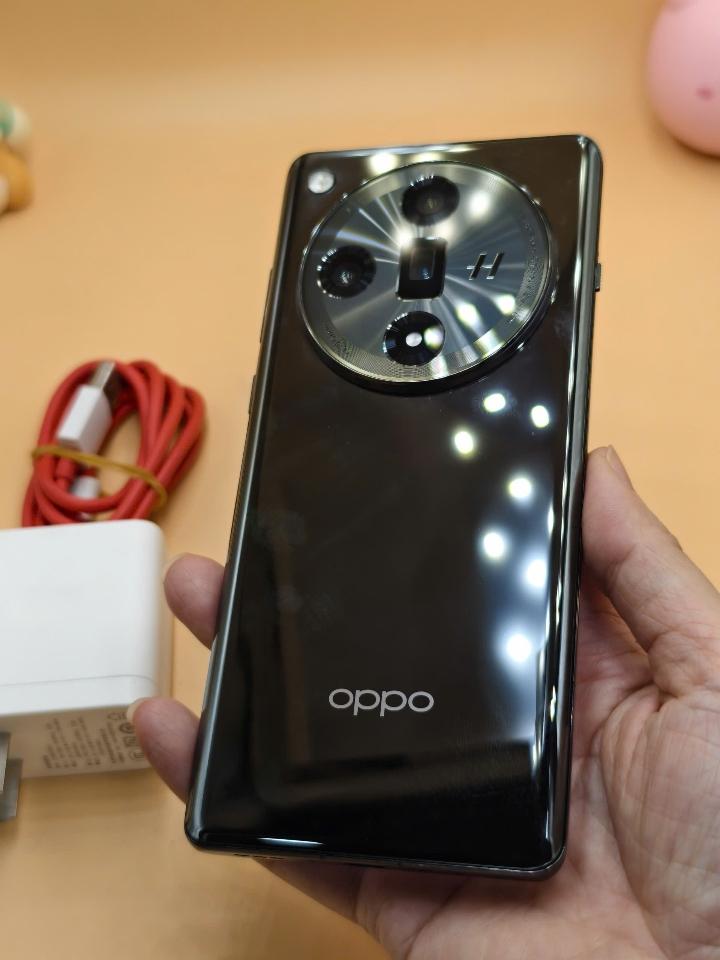 Oppo Find X7 16/256 kèm sạc-duoc-ban-tai-0937545427
