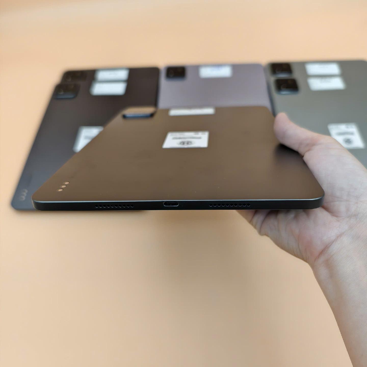 Xiaomi Mipad 7 8/256 Rom Quốc tế kèm sạc-duoc-ban-tai-Nhất Tín Mobile , anh chị nhắn zalo 0937545427 ,để tư vấn trước khi đặt hàng giúp em