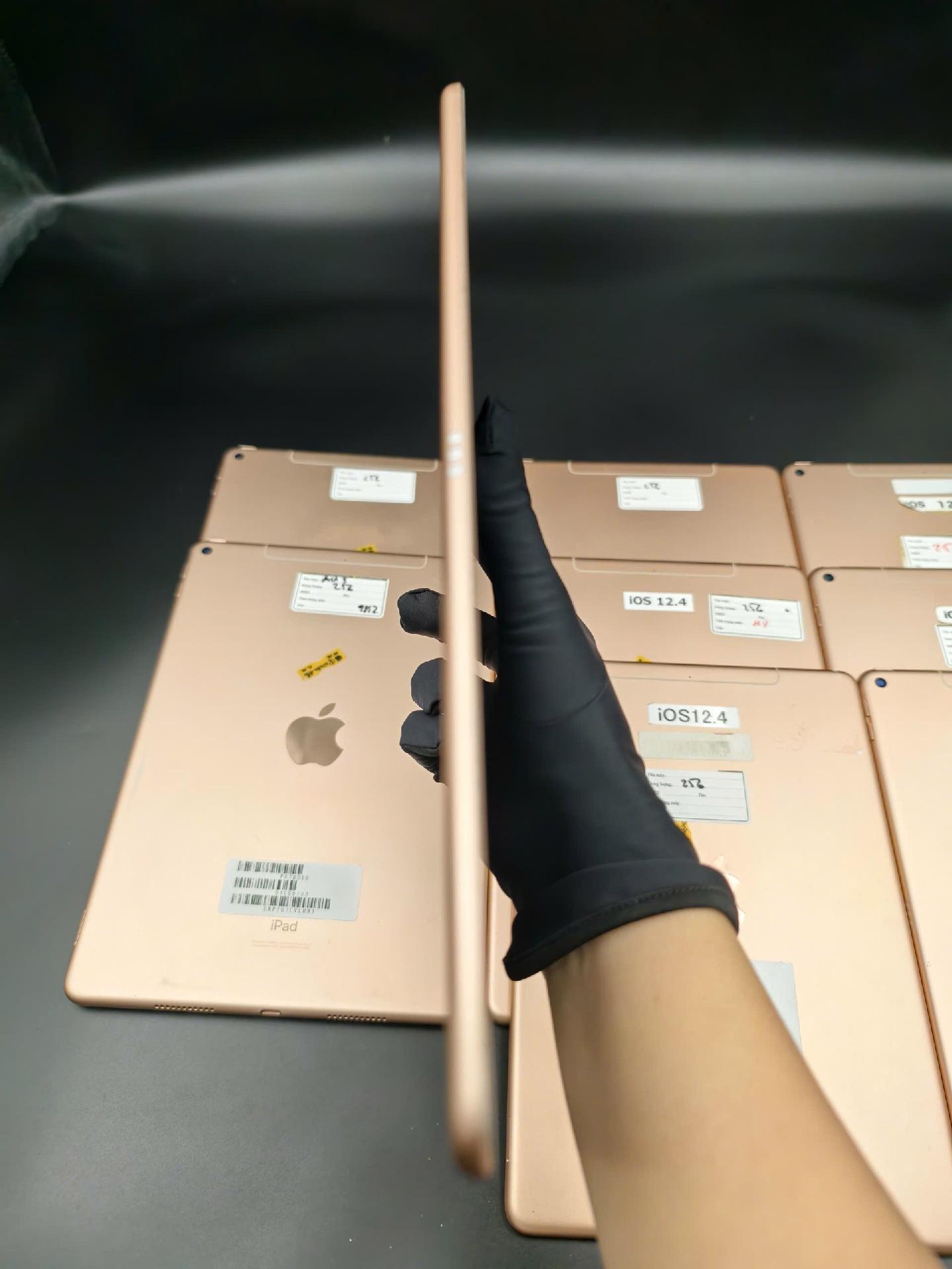 Ipad Air 3 256g 4G+Wifi-duoc-ban-tai-Nhất Tín Mobile , anh chị nhắn zalo 0937545427 ,để tư vấn trước khi đặt hàng giúp em