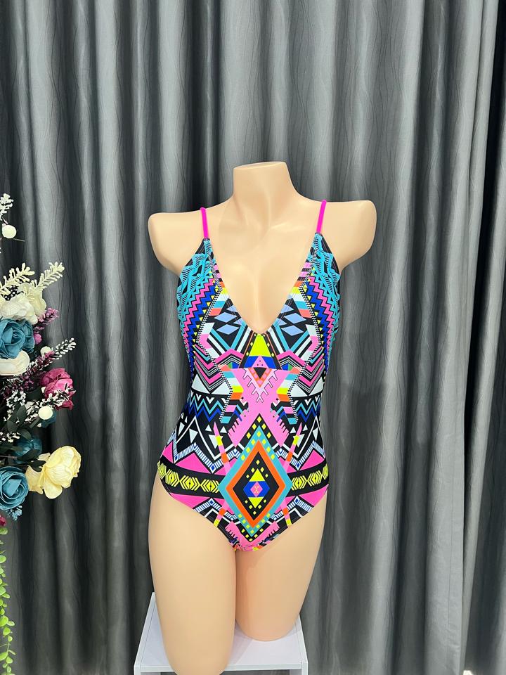 Áo tắm in hoạ tiết-duoc-ban-tai-SAND + SKY ( Beachwear )
