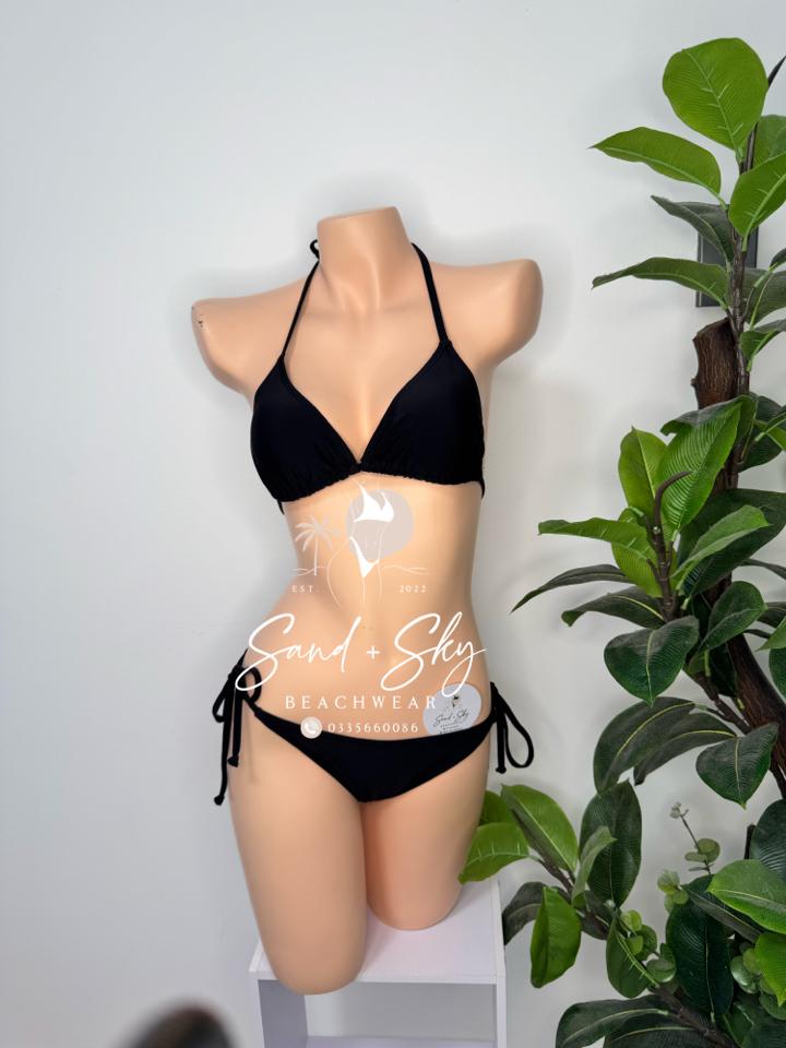 Bộ 2 mảnh màu trơn ( nhiều màu )-duoc-ban-tai-SAND + SKY ( Beachwear )