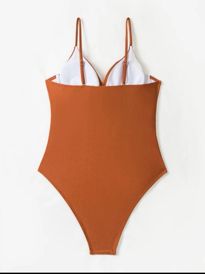 Một mảnh xoắn ngực-duoc-ban-tai-SAND + SKY ( Beachwear )