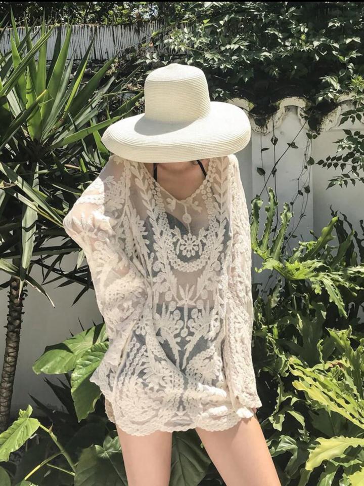 Cover ups thêu mỏng-duoc-ban-tai-SAND + SKY ( Beachwear )