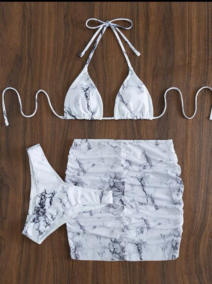 Bộ bikini đá hoa và váy che-duoc-ban-tai-SAND + SKY ( Beachwear )