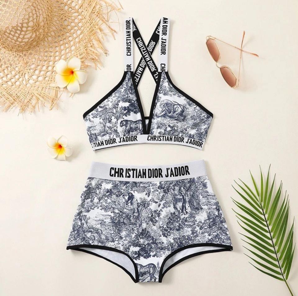 Bikini 2 mảnh dior cạp cao-duoc-ban-tai-SAND + SKY ( Beachwear )