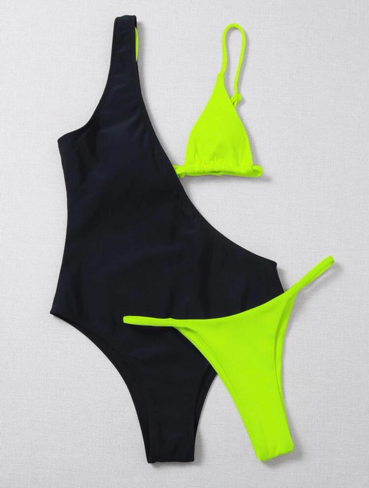 Bộ bikini tam giác và áo một mảnh-duoc-ban-tai-SAND + SKY ( Beachwear )