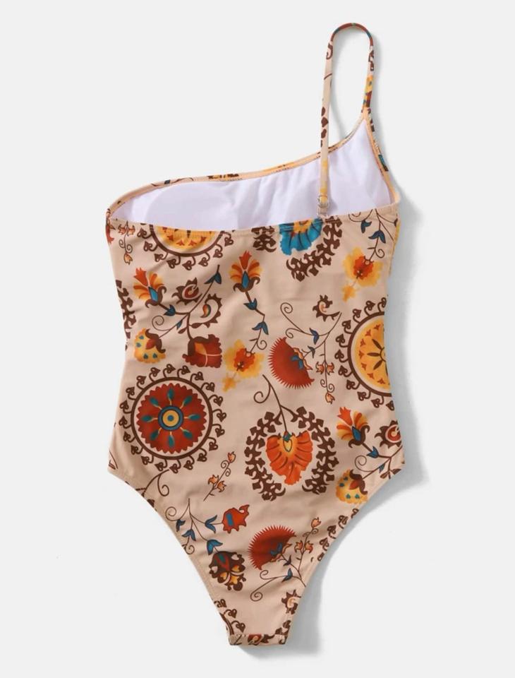 Một mảnh 1 vai hoạ tiết-duoc-ban-tai-SAND + SKY ( Beachwear )