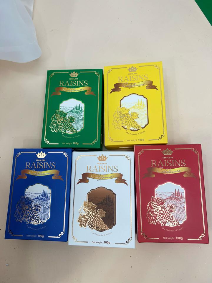 Nho raisin dải lụa-duoc-ban-tai-TỔNG KHO BÁNH KẸO, RƯỢU, PHỤ KIỆN