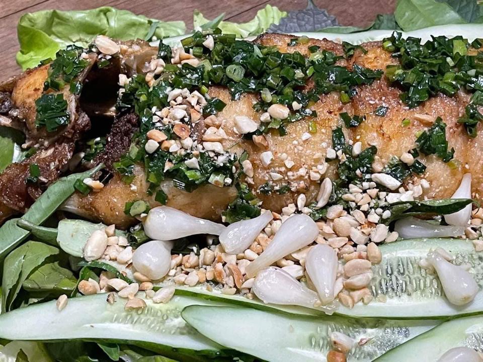 Cá lóc rut xương nhồi thịt 1kg-1,2 kg-duoc-ban-tai-Bếp An