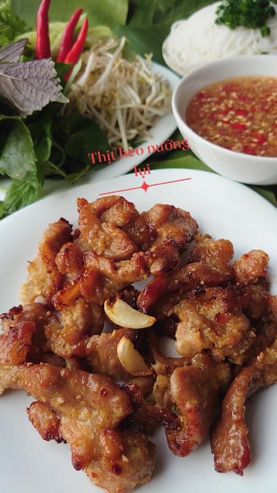 Thịt Lụi xiên que ướp sẵn 500gr -duoc-ban-tai-C An