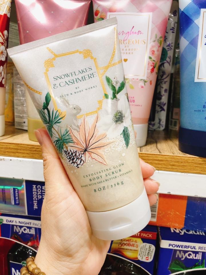 Tẩy tế bào chết Bath & Body Works Body Scrub-duoc-ban-tai-Ly Vy