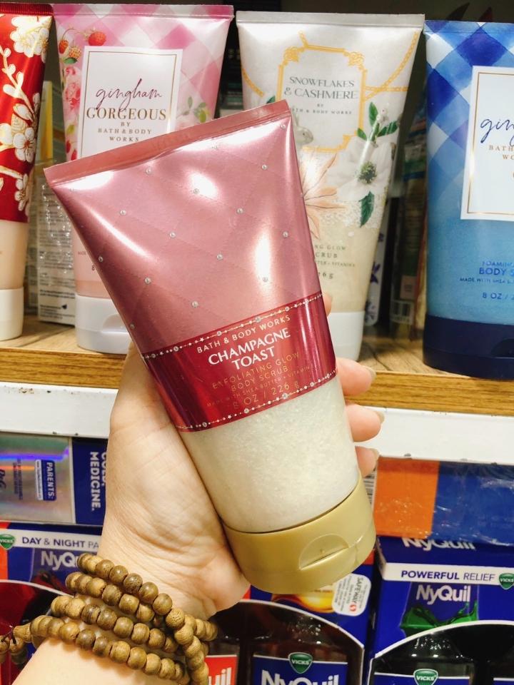 Tẩy tế bào chết Bath & Body Works Body Scrub-duoc-ban-tai-Ly Vy